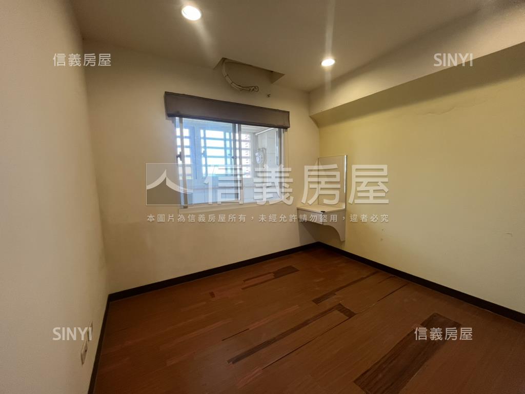 綠意心賞三房平面車位房屋室內格局與周邊環境