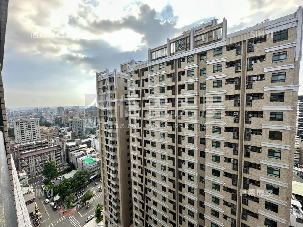 激推雲品稀有邊間兩房平車房屋室內格局與周邊環境