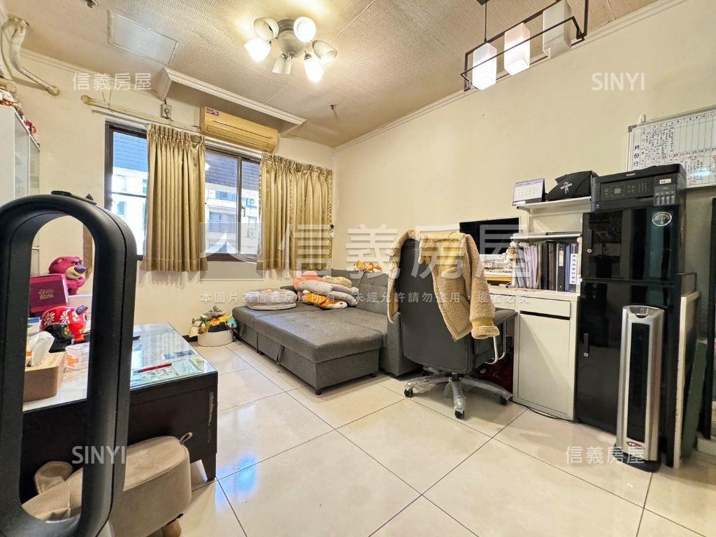 專任Ａ９活力城兩房車房屋室內格局與周邊環境