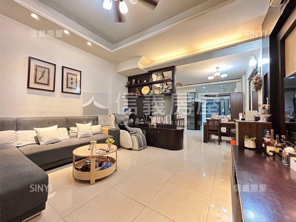 東區★專任★車位透天房屋室內格局與周邊環境