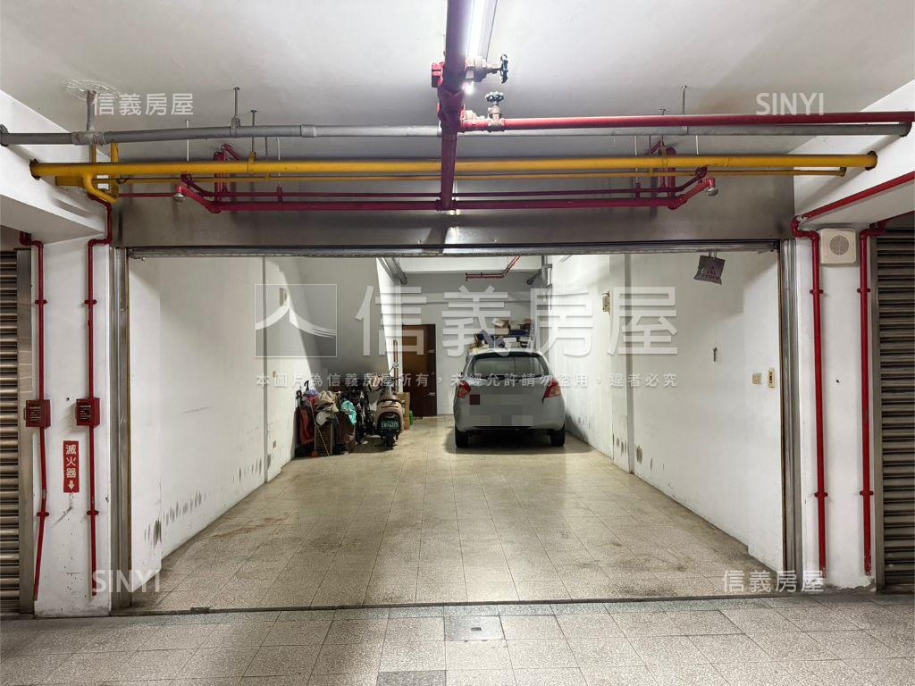 東區★專任★車位透天房屋室內格局與周邊環境