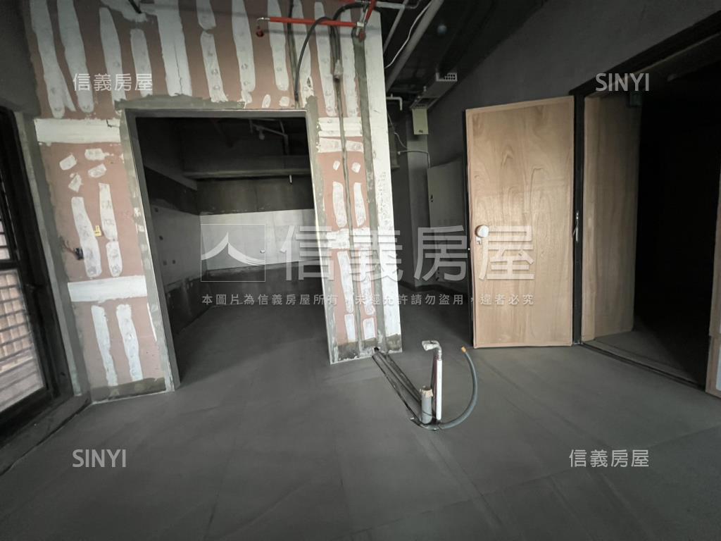 華人匯Ａ１－１３非毛胚房屋室內格局與周邊環境