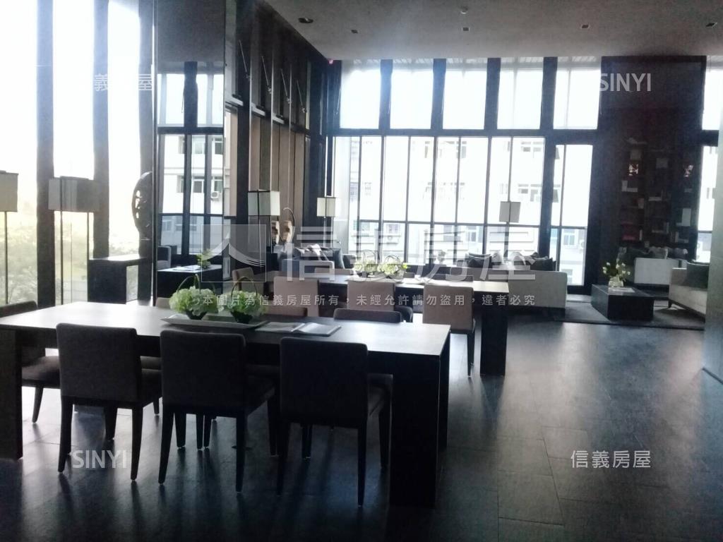 華人匯Ａ１－１３非毛胚房屋室內格局與周邊環境