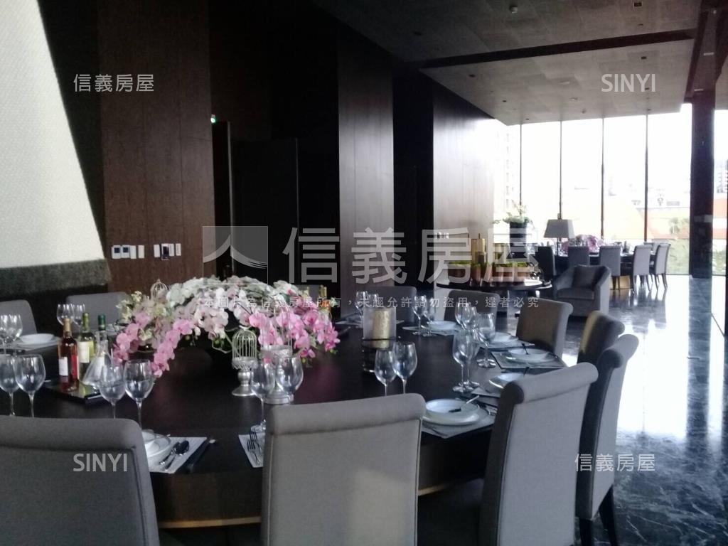 華人匯Ａ１－１３非毛胚房屋室內格局與周邊環境