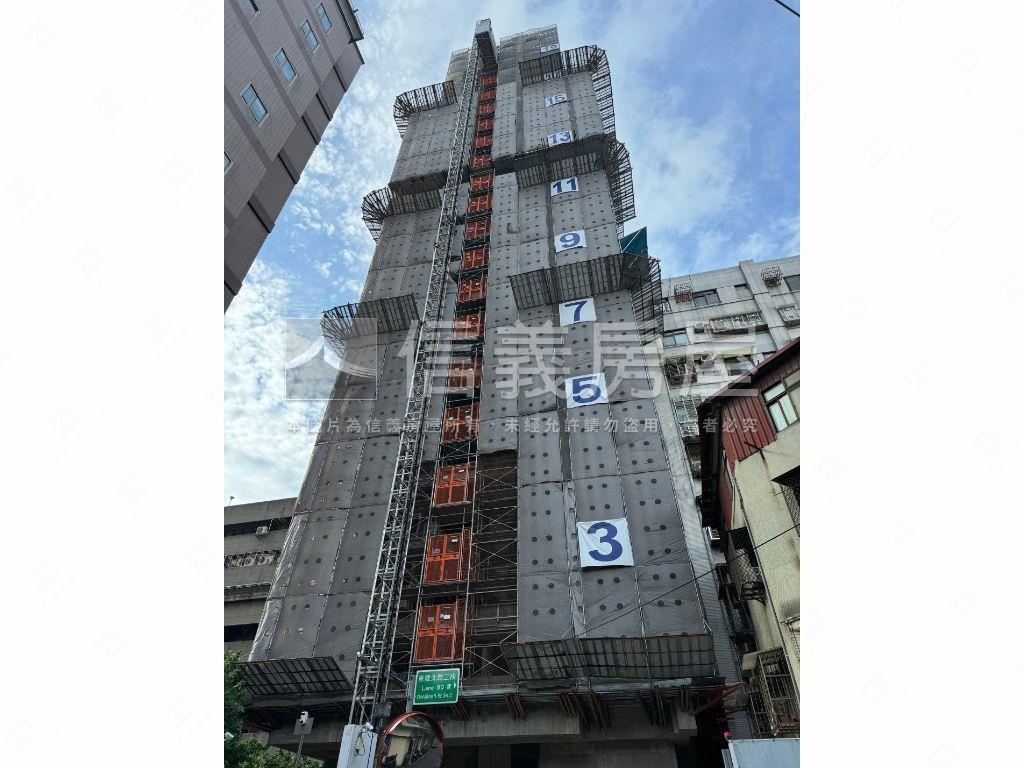 日日禾Ｄ３後棟邊間面綠蔭房屋室內格局與周邊環境