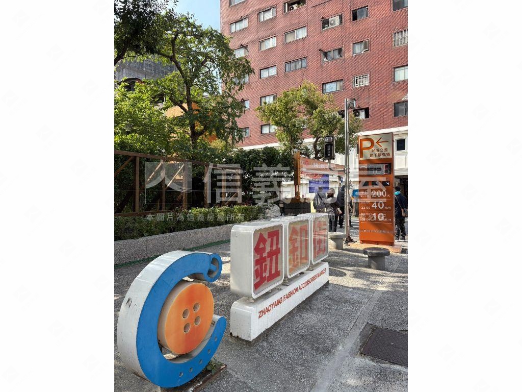 日日禾Ｄ３後棟邊間面綠蔭房屋室內格局與周邊環境