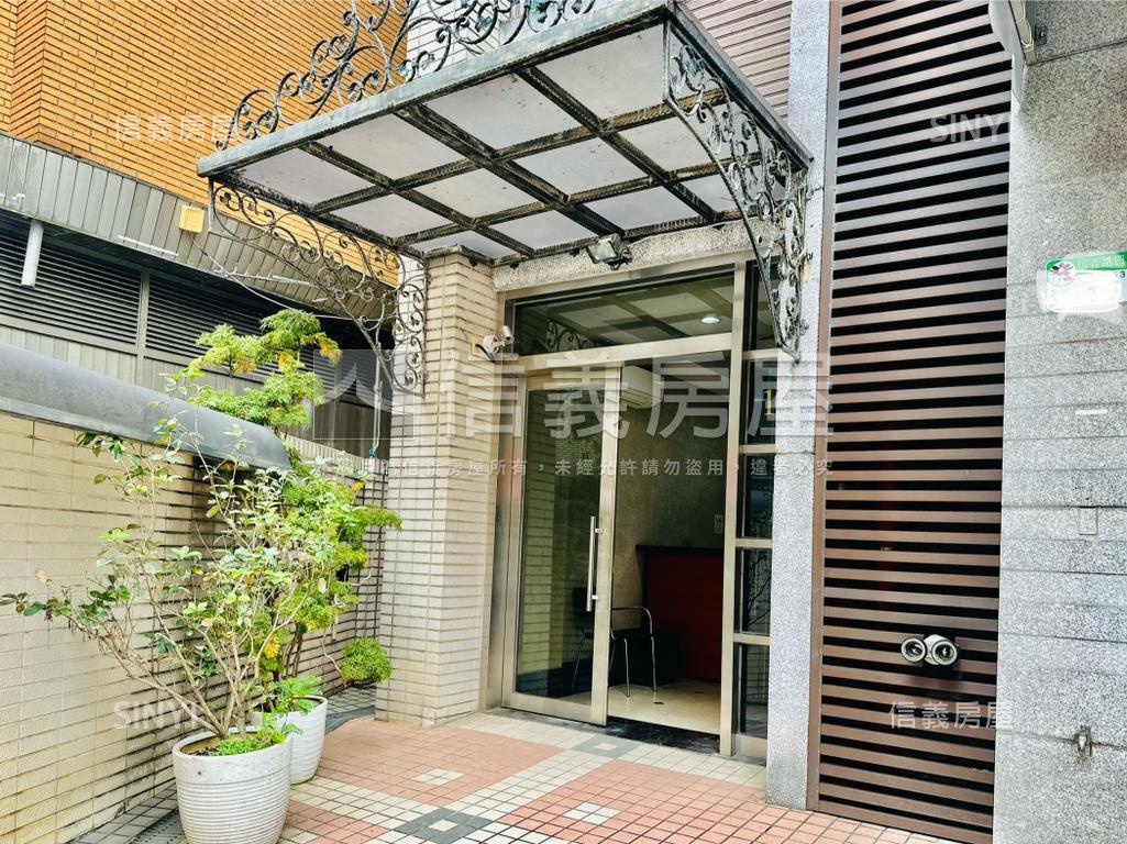 附中學區典範兩面採光套房房屋室內格局與周邊環境