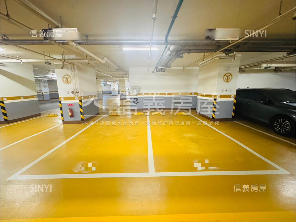 巴黎公園典藏三房雙車位房屋室內格局與周邊環境