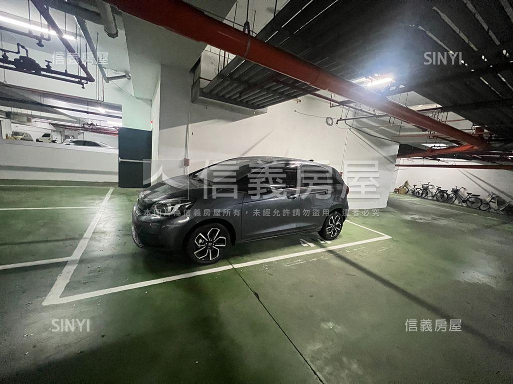 海岸新都三房車位房屋室內格局與周邊環境