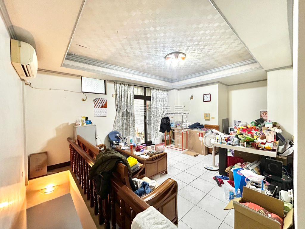 美花園大坪數一樓三房車位房屋室內格局與周邊環境