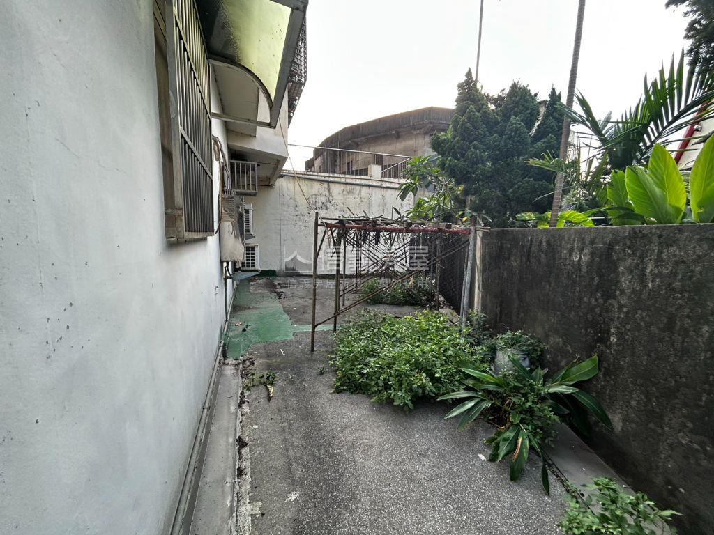美花園大坪數一樓三房車位房屋室內格局與周邊環境