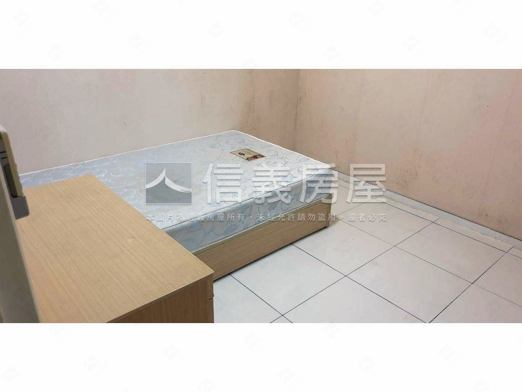 福懋·采華天花園三房車位房屋室內格局與周邊環境