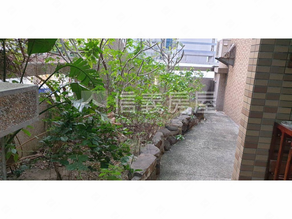 福懋·采華天花園三房車位房屋室內格局與周邊環境