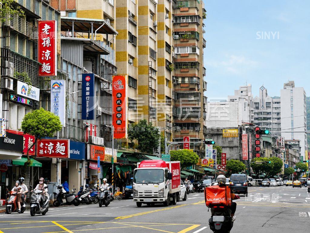 靜巷一樓好方便房屋室內格局與周邊環境