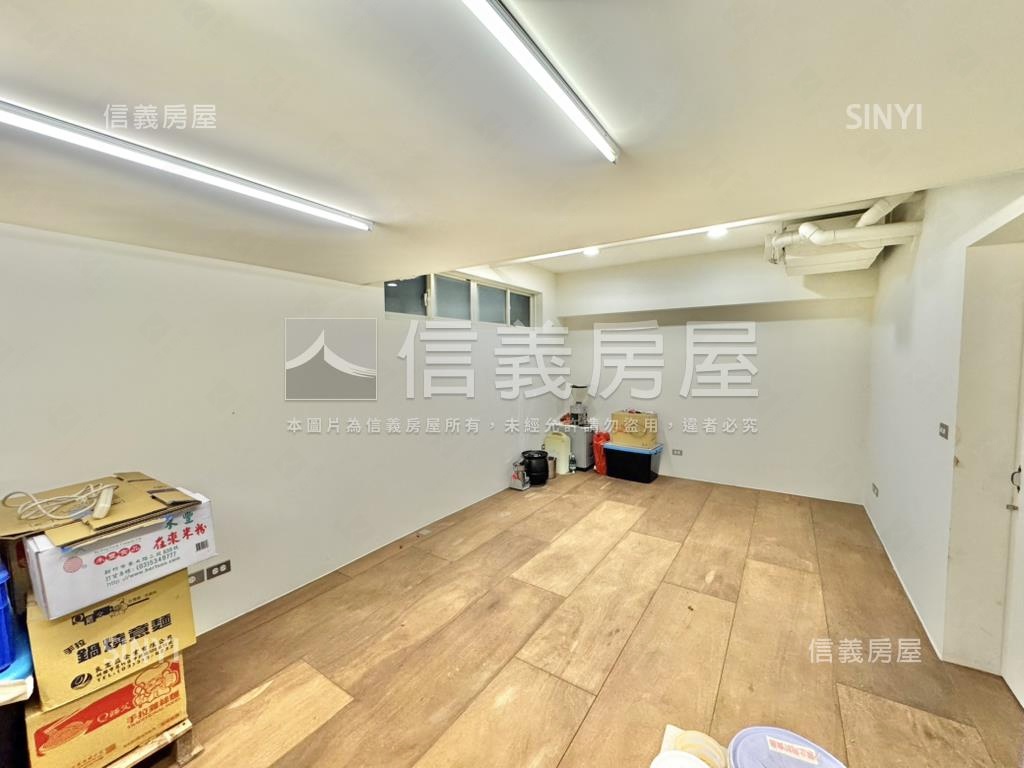 商圈興起。敦北民生金店房屋室內格局與周邊環境