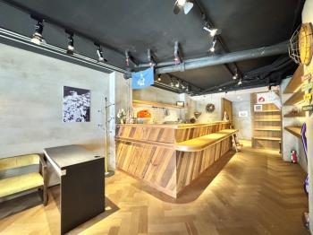 商圈興起。敦北民生金店