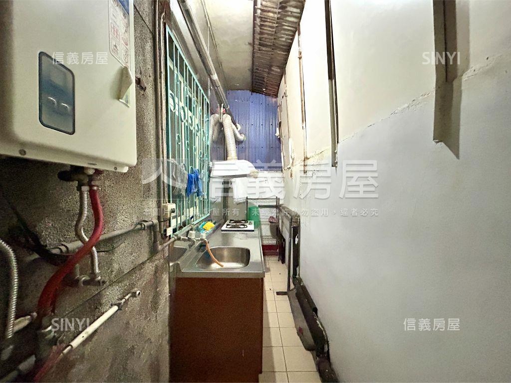 安東街面公園一樓房屋室內格局與周邊環境