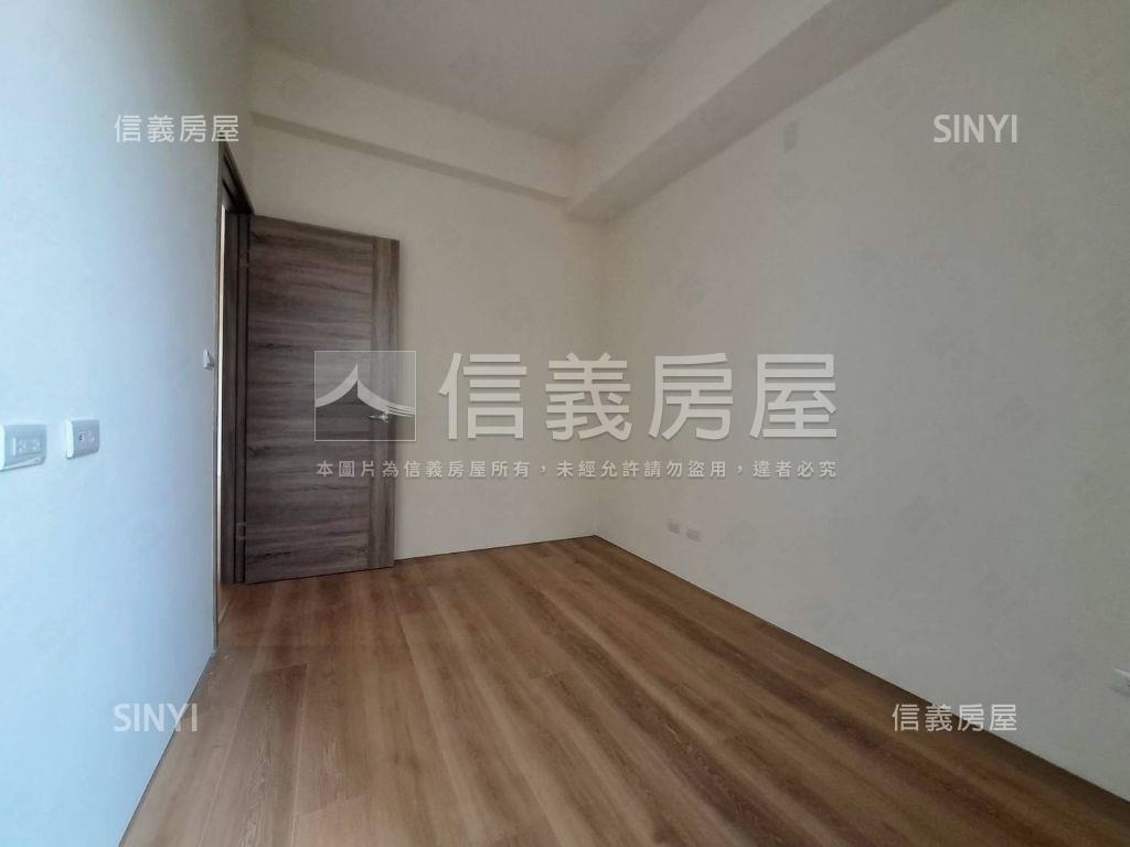 品自在河岸美屋房屋室內格局與周邊環境