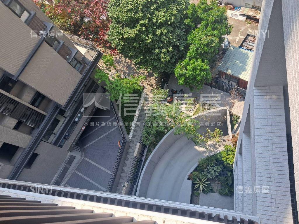 品自在河岸美屋房屋室內格局與周邊環境