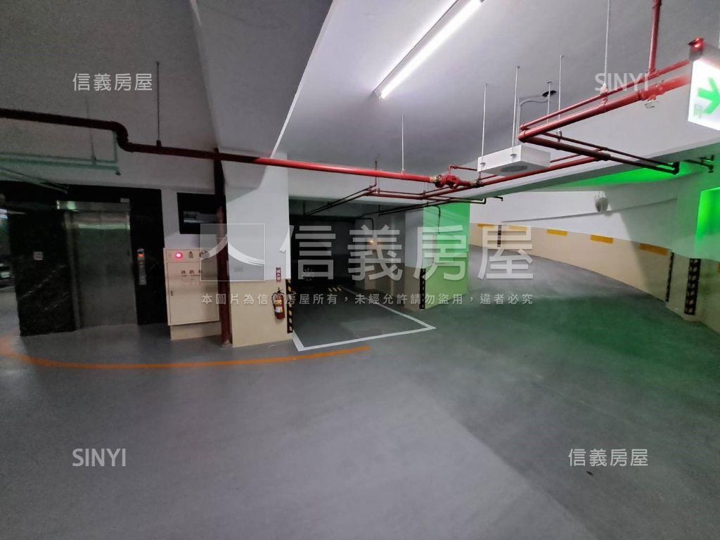 品自在河岸美屋房屋室內格局與周邊環境