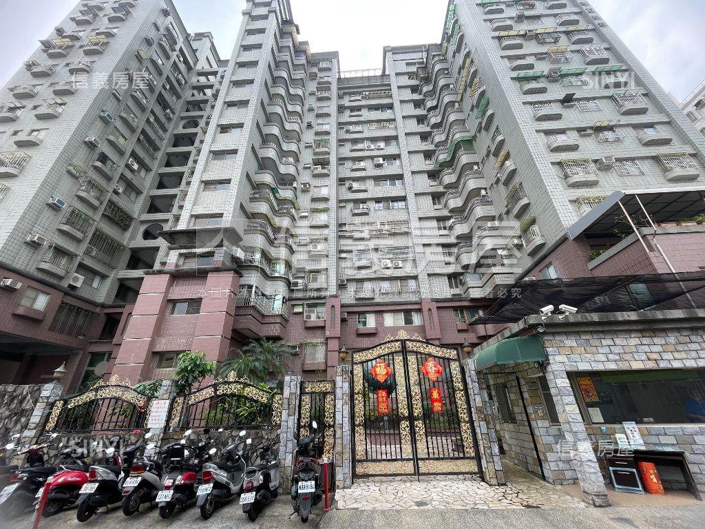 捷運宅｜近高鐵兩房平車房屋室內格局與周邊環境