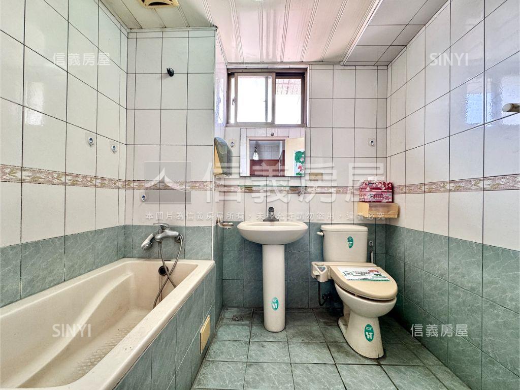 捷運宅｜近高鐵兩房平車房屋室內格局與周邊環境