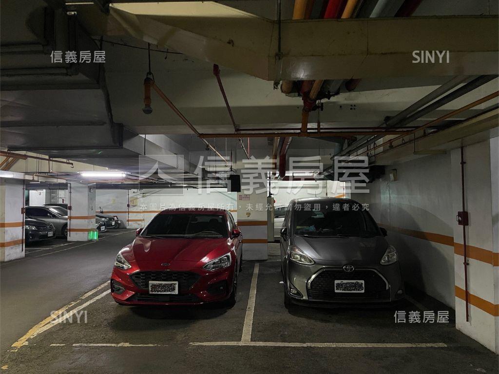 捷運宅｜近高鐵兩房平車房屋室內格局與周邊環境