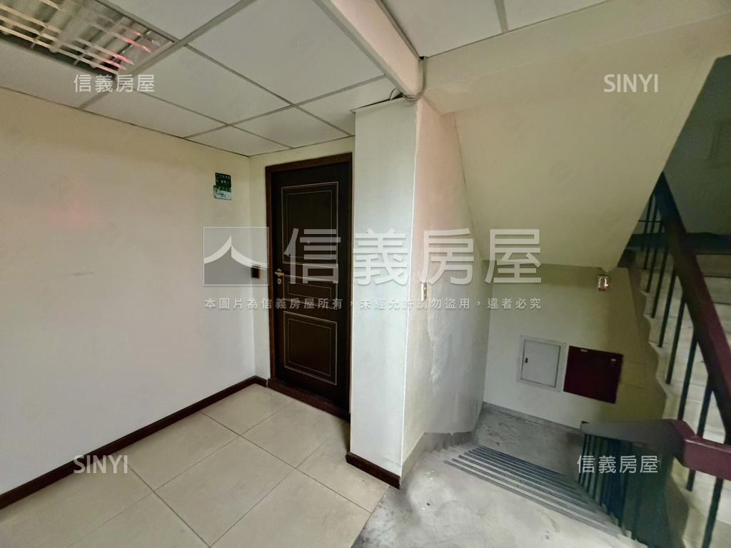 都更洽談中圓山美景４房房屋室內格局與周邊環境