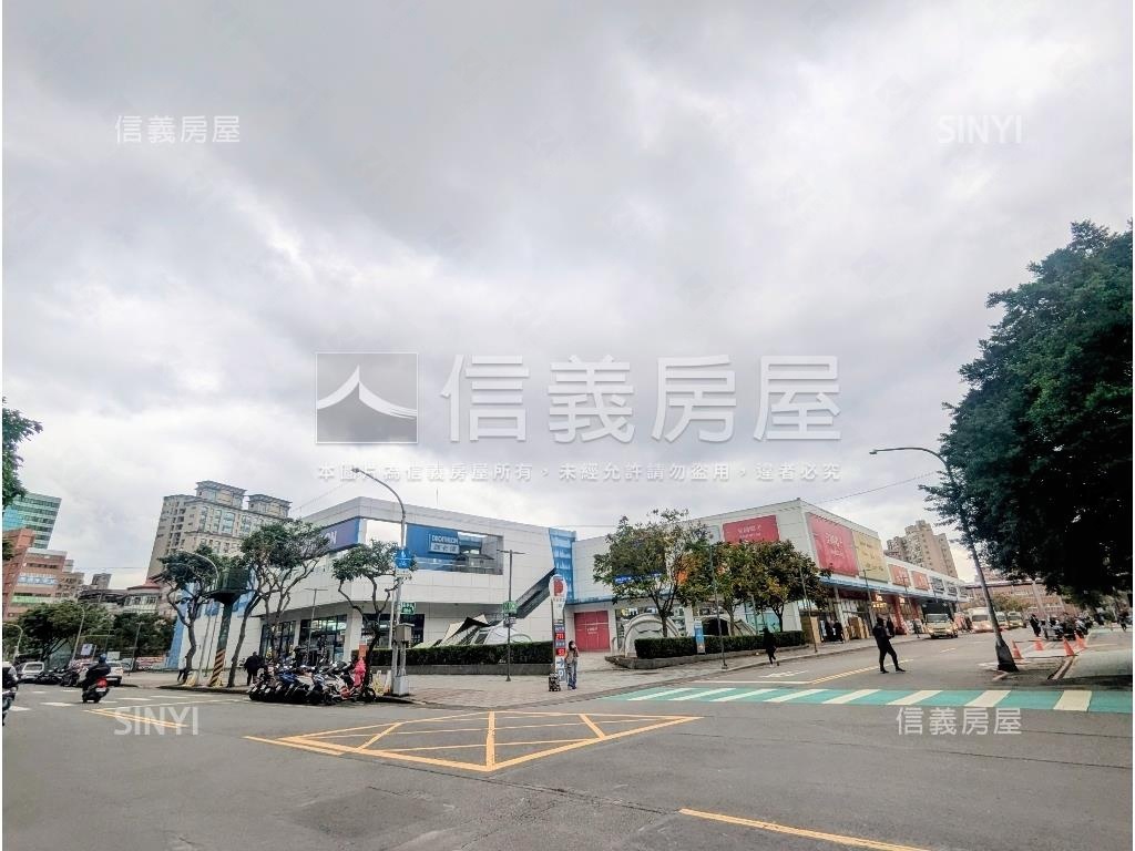 面迪卡儂邊間公寓房屋室內格局與周邊環境