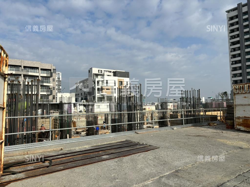 一字寬高樓層景觀美宅房屋室內格局與周邊環境