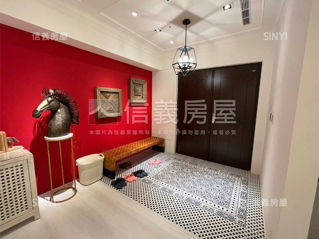 聚合發榮耀前棟美裝潢房屋室內格局與周邊環境