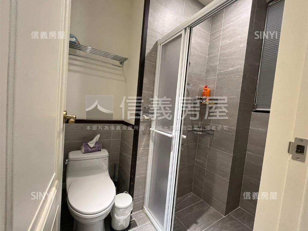 聚合發榮耀前棟美裝潢房屋室內格局與周邊環境