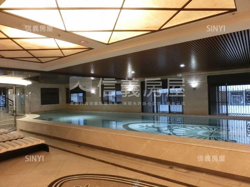 聚合發榮耀前棟美裝潢房屋室內格局與周邊環境