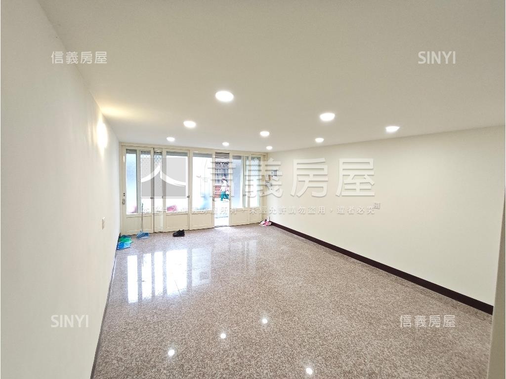 楊新路水美國小透天房屋室內格局與周邊環境