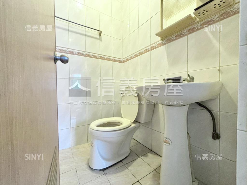 文心中清寬敞三房美寓房屋室內格局與周邊環境