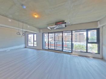 大隱於市昭揚全新落成宅邸