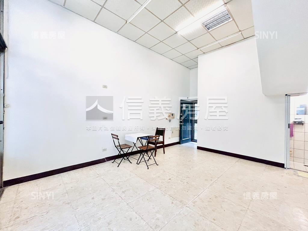 近秋紅谷珍稀獨棟透店房屋室內格局與周邊環境