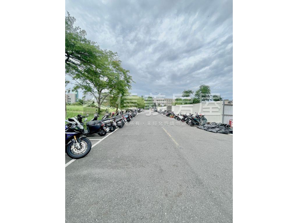 高大５８學園套房ＩＩＩ房屋室內格局與周邊環境