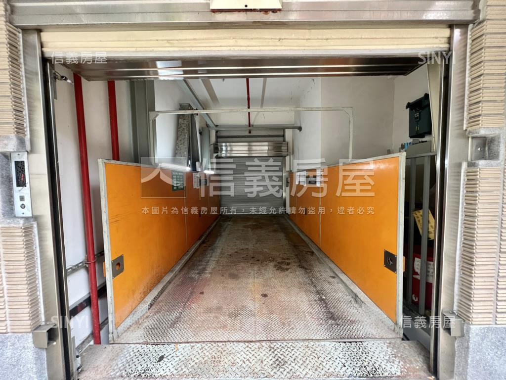 近台大師大高１．７米車位房屋室內格局與周邊環境