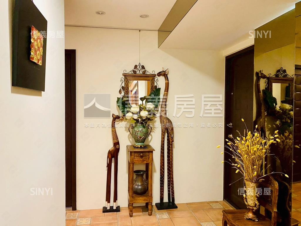 專任內湖區收租四套房公寓房屋室內格局與周邊環境