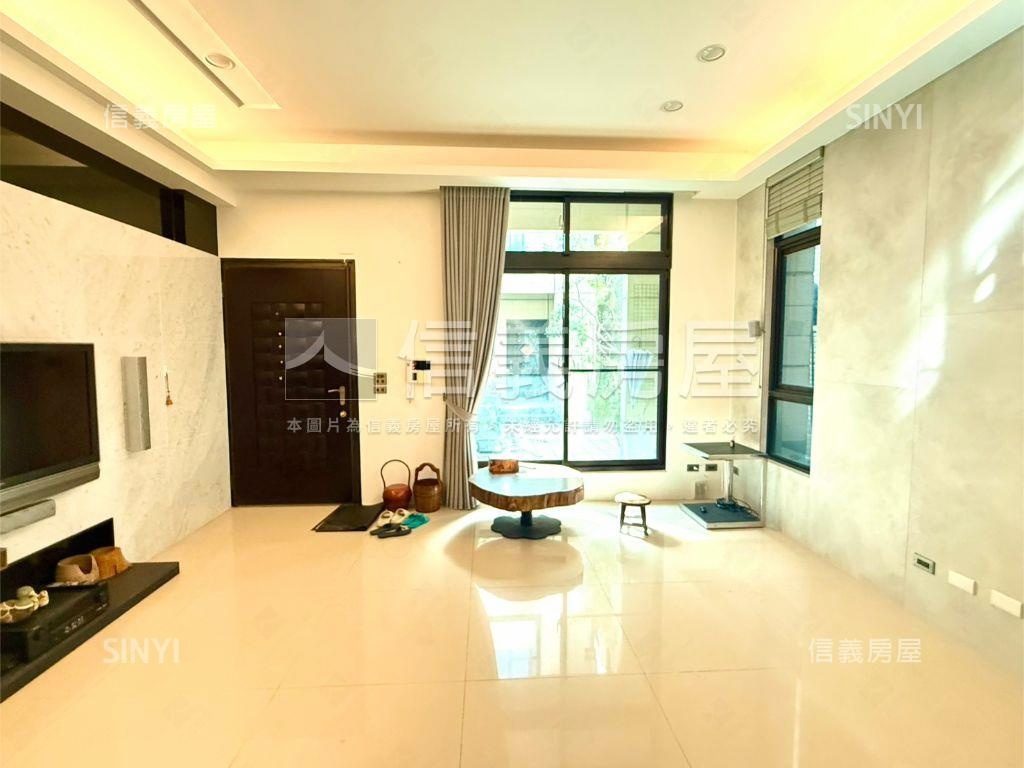 藝墅村大面寬透天房屋室內格局與周邊環境