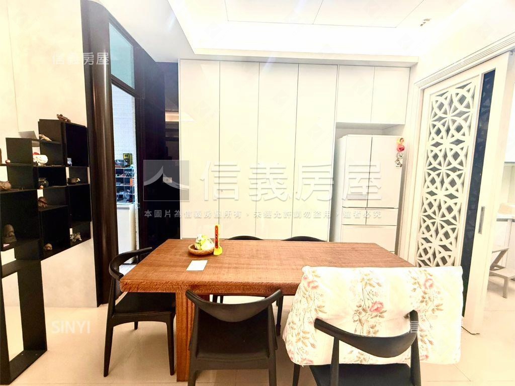 藝墅村大面寬透天房屋室內格局與周邊環境