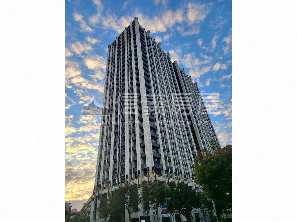 吉美一品凌空２４房屋室內格局與周邊環境