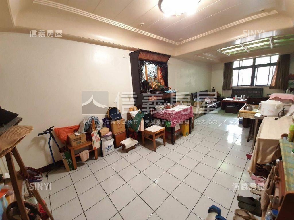 長安街三樓大空間美寓房屋室內格局與周邊環境