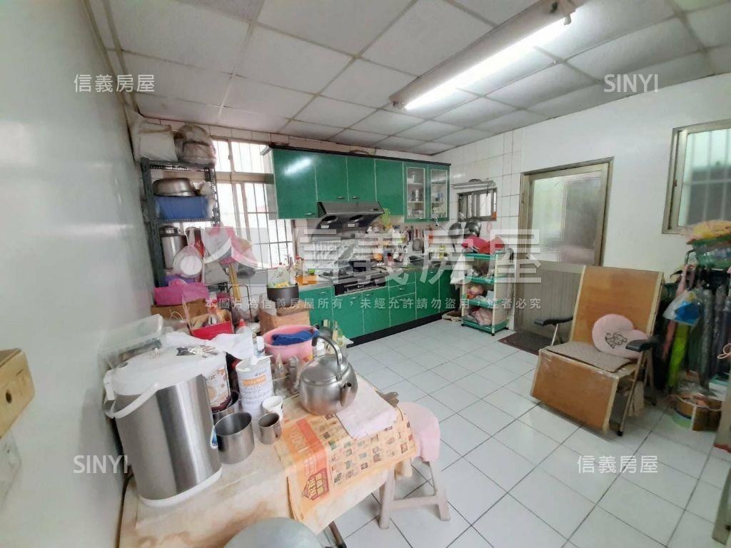 長安街三樓大空間美寓房屋室內格局與周邊環境