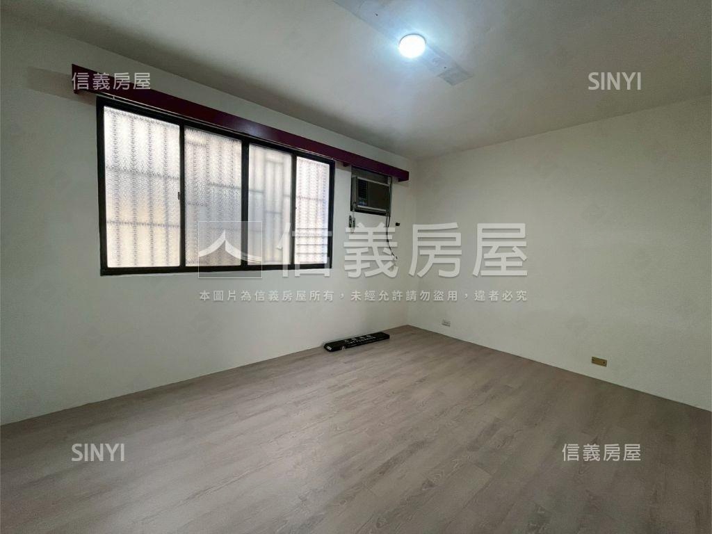 專任新案！臨路車庫透天房屋室內格局與周邊環境