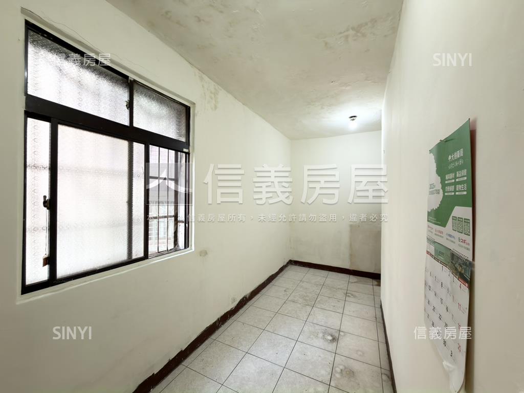 專任單坪２８萬民族路美寓房屋室內格局與周邊環境