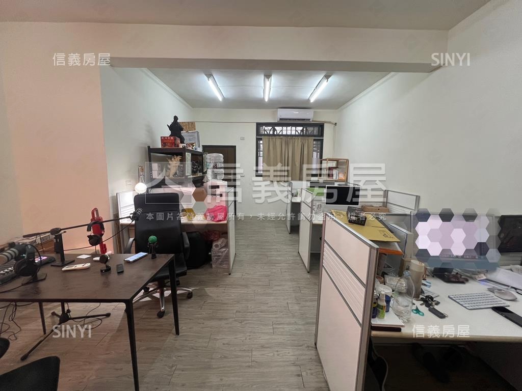 江翠住辦一樓★方便停車★房屋室內格局與周邊環境