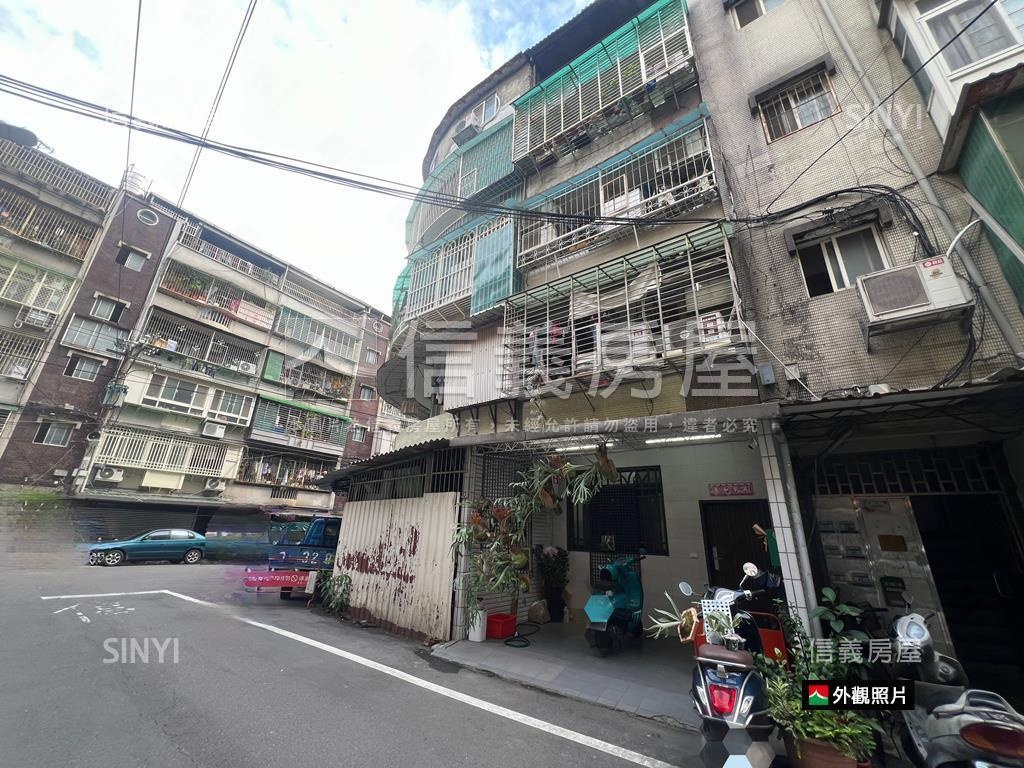江翠住辦一樓★方便停車★房屋室內格局與周邊環境