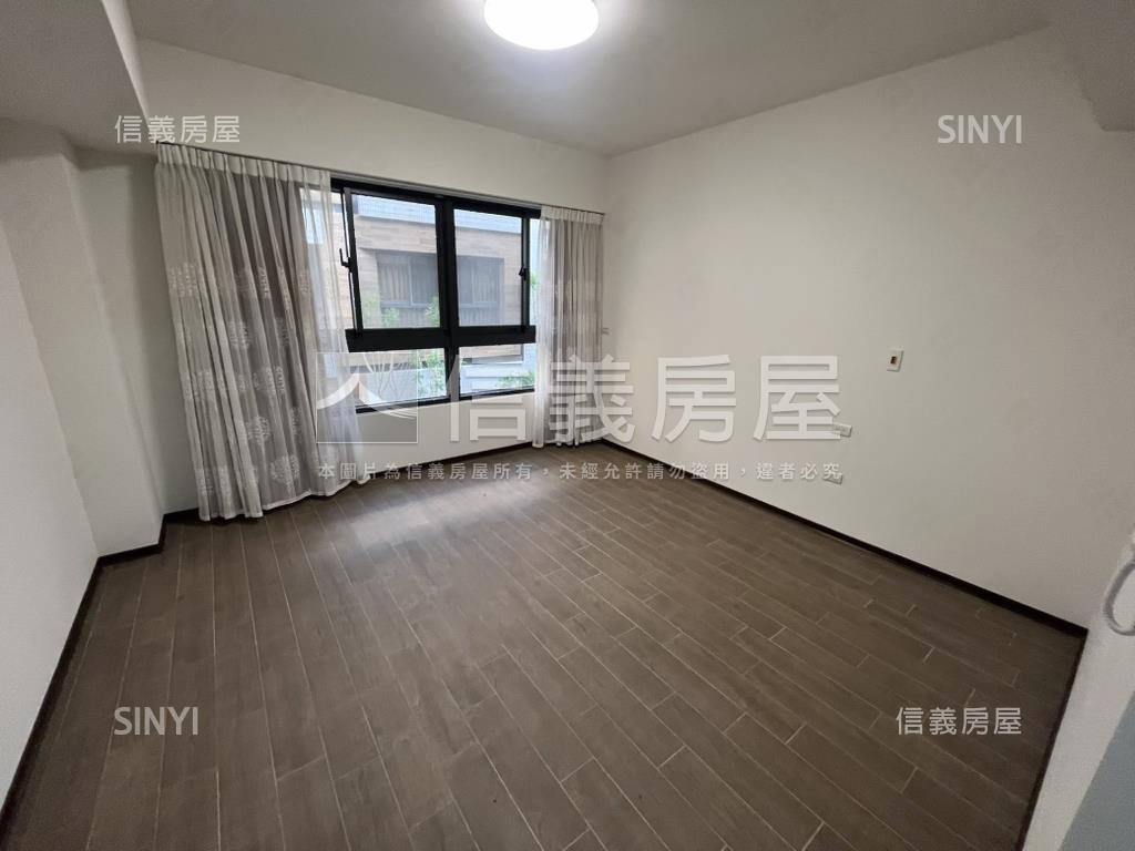 悟實壹章裝潢戶房屋室內格局與周邊環境
